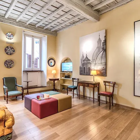 Exquisite Domus By Piazza Navona Daire