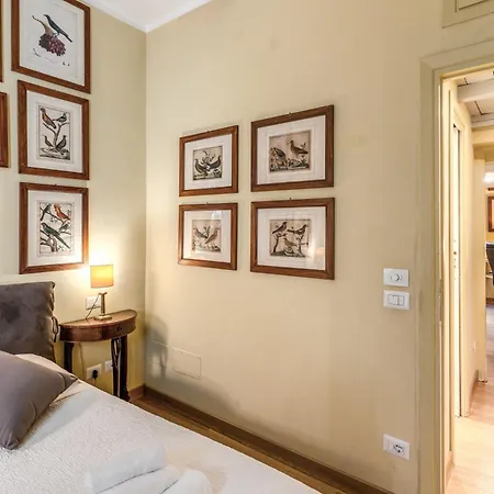 Exquisite Domus By Piazza Navona *